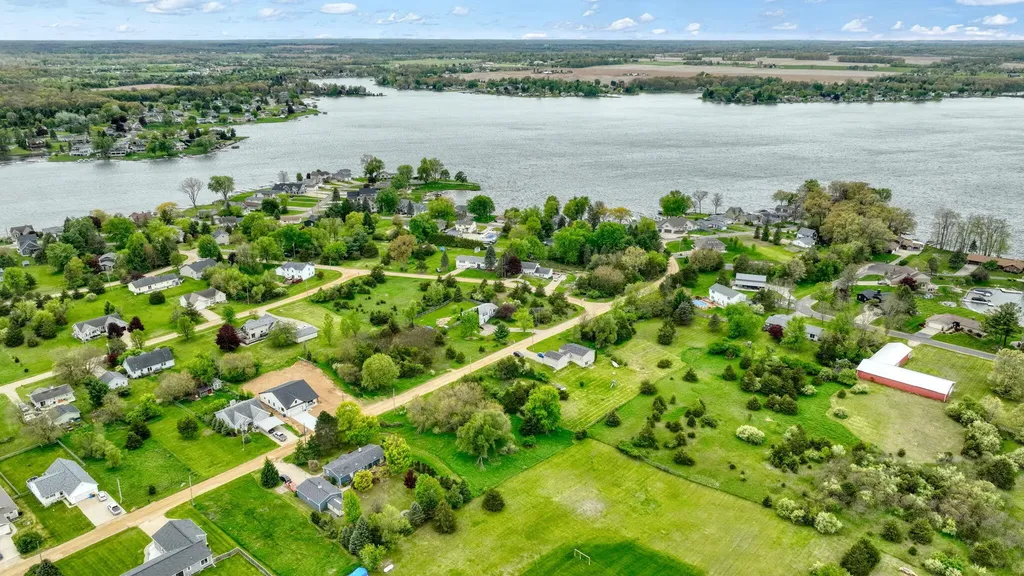 237 Ambler Drive Columbia Township MI 49230