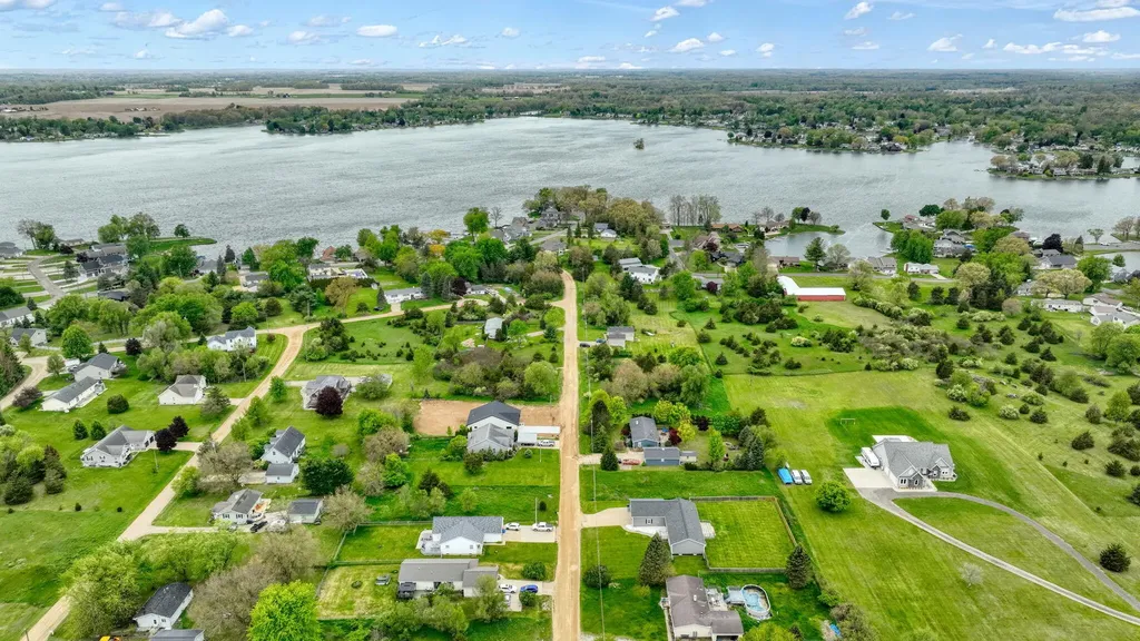 237 Ambler Drive Columbia Township MI 49230