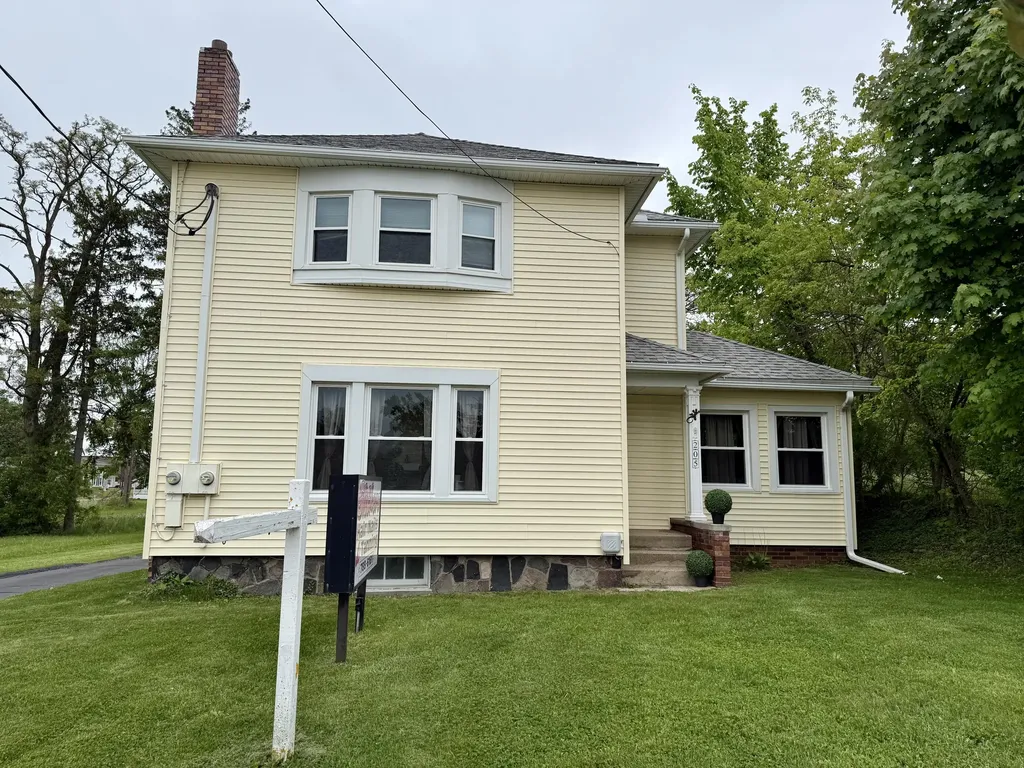 205 N West Avenue Jackson City MI 49201