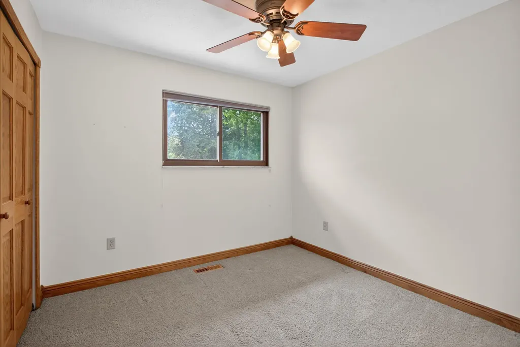 332 Riviera Drive Columbia Township MI 49230