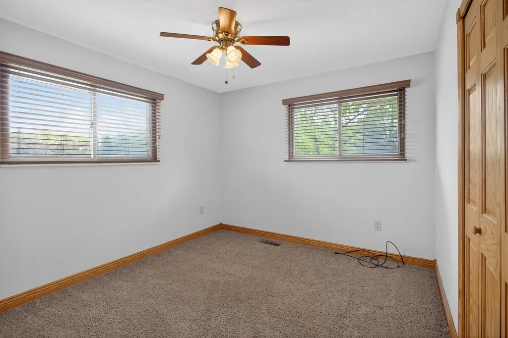 332 Riviera Drive Columbia Township MI 49230