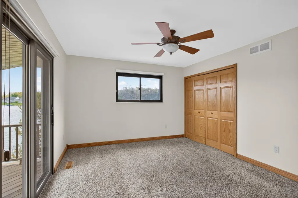 332 Riviera Drive Columbia Township MI 49230
