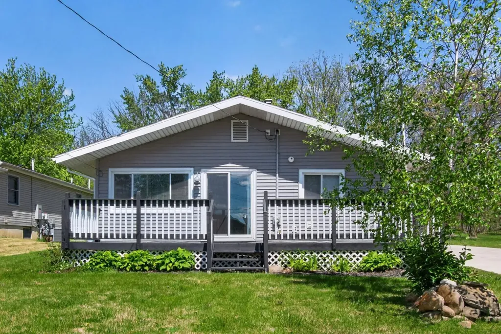 10674 Wesch Road Columbia Township MI 49230