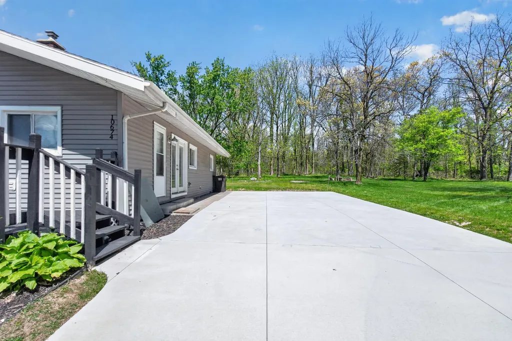 10674 Wesch Road Columbia Township MI 49230