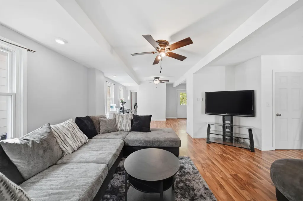 407 Hinckley Boulevard Summit Township MI 49203