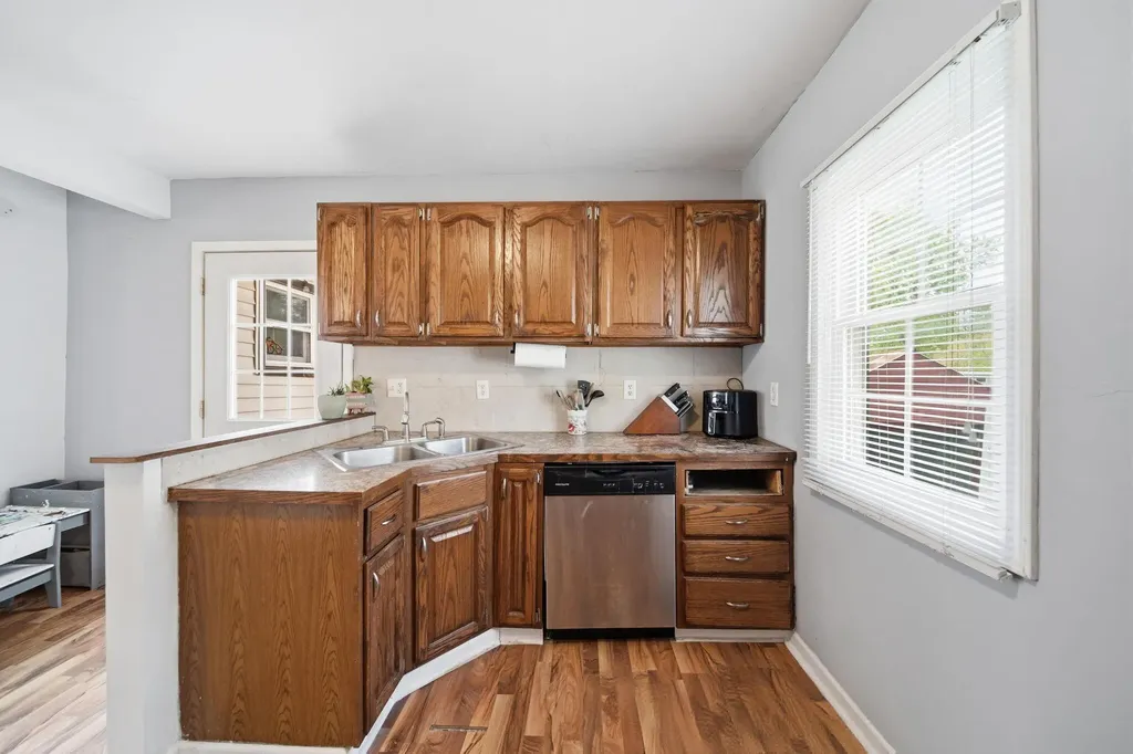 407 Hinckley Boulevard Summit Township MI 49203