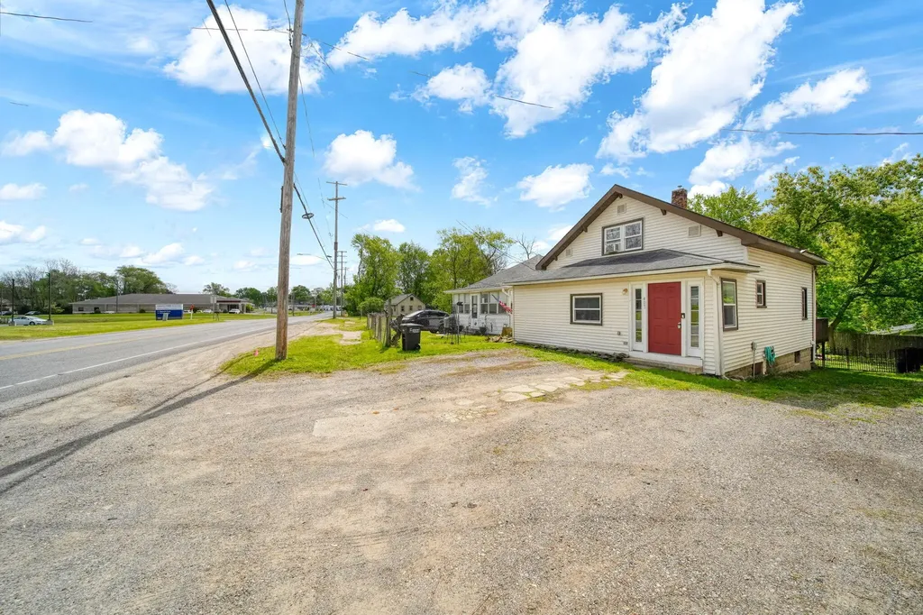 407 Hinckley Boulevard Summit Township MI 49203