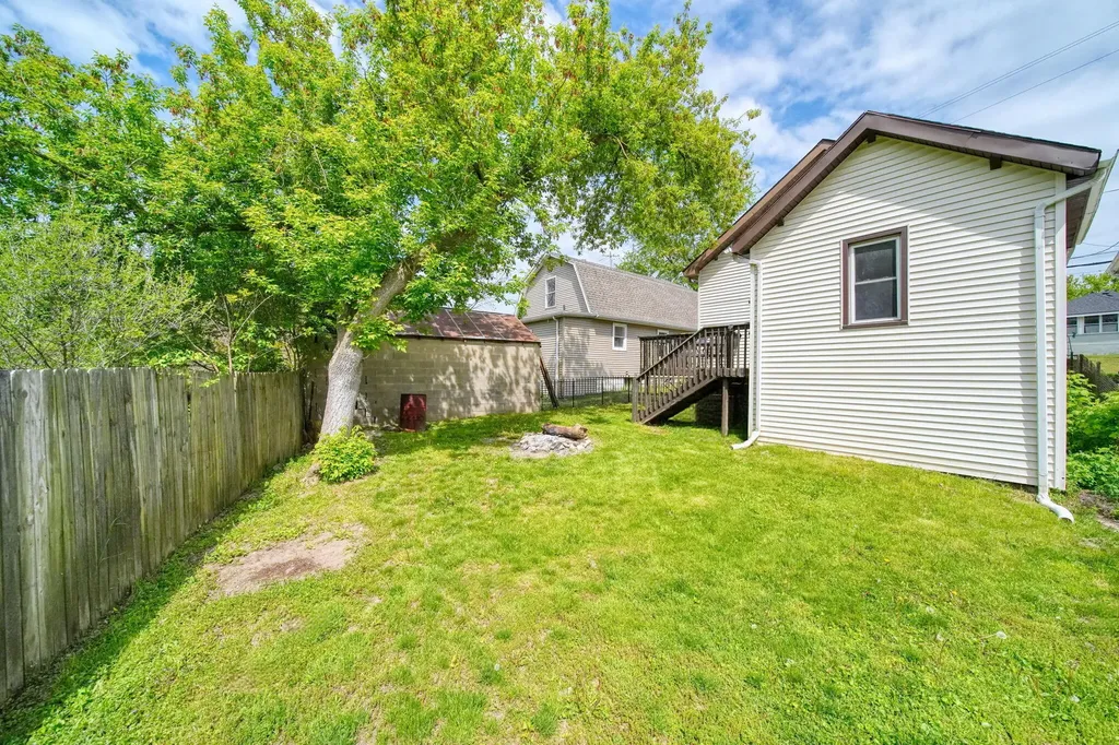 407 Hinckley Boulevard Summit Township MI 49203
