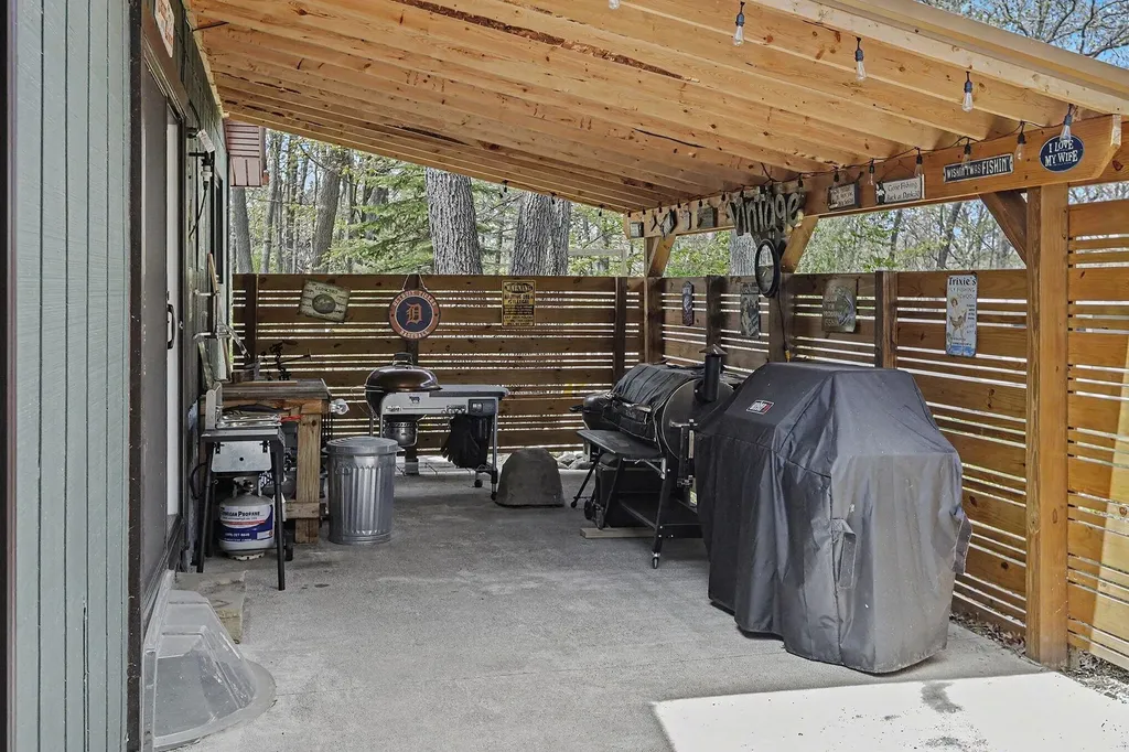 11820 Killarny Circle Somerset Township MI 49249