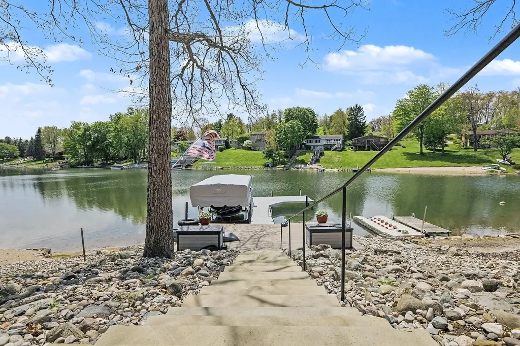 11820 Killarny Circle Somerset Township MI 49249
