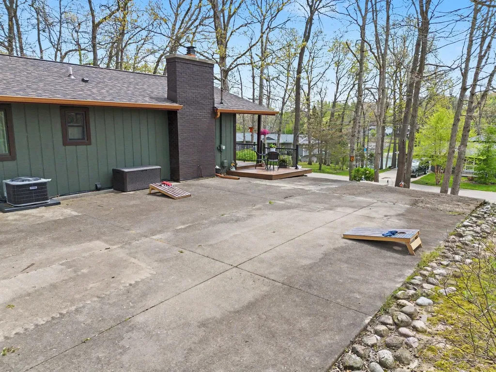 11820 Killarny Circle Somerset Township MI 49249