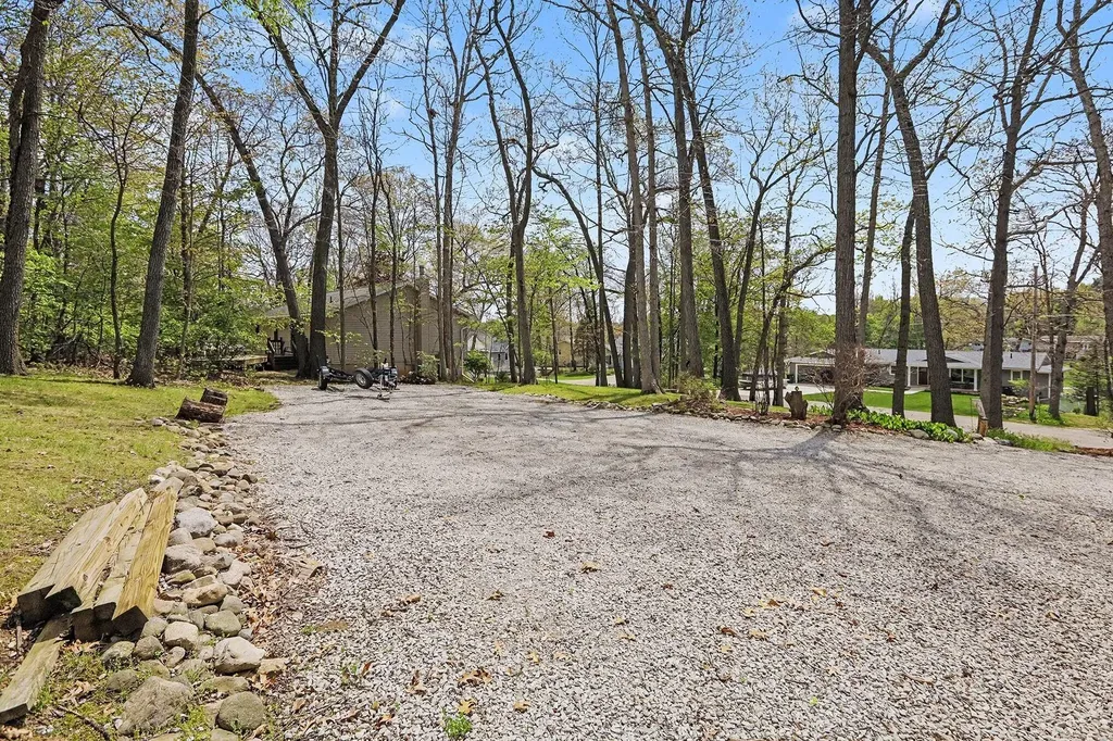11820 Killarny Circle Somerset Township MI 49249