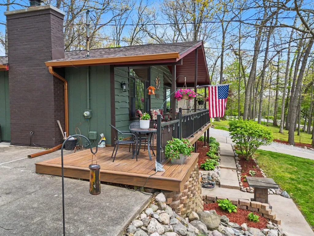 11820 Killarny Circle Somerset Township MI 49249