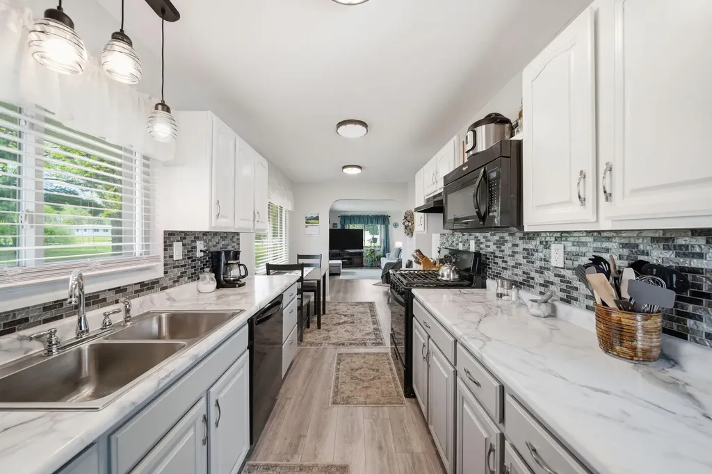 5030 E Berry Road Henrietta Township MI 49272