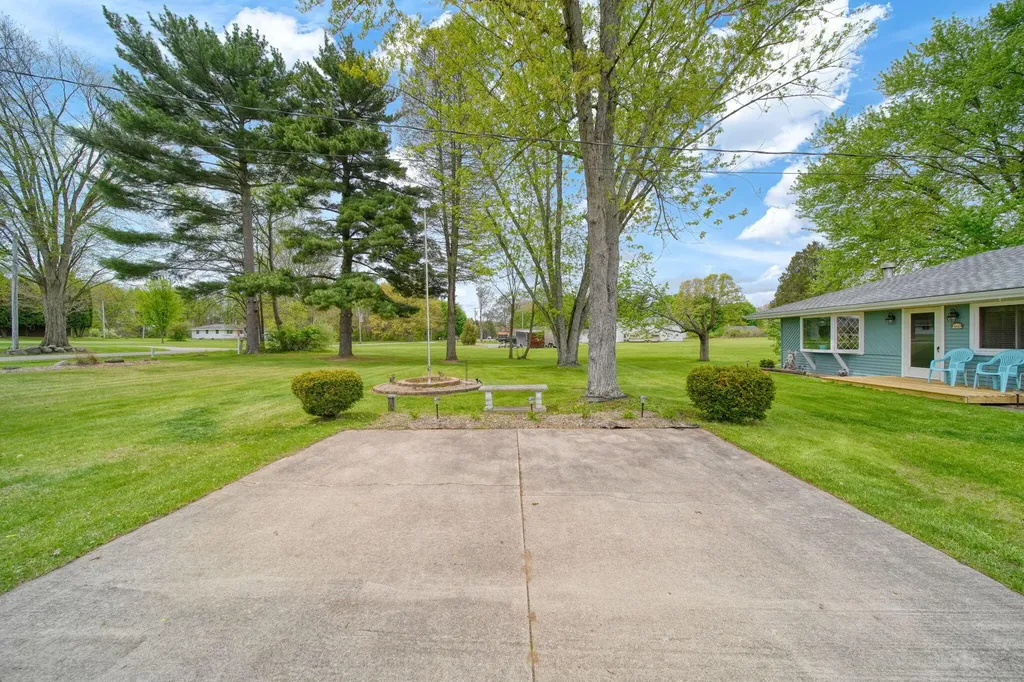 5030 E Berry Road Henrietta Township MI 49272