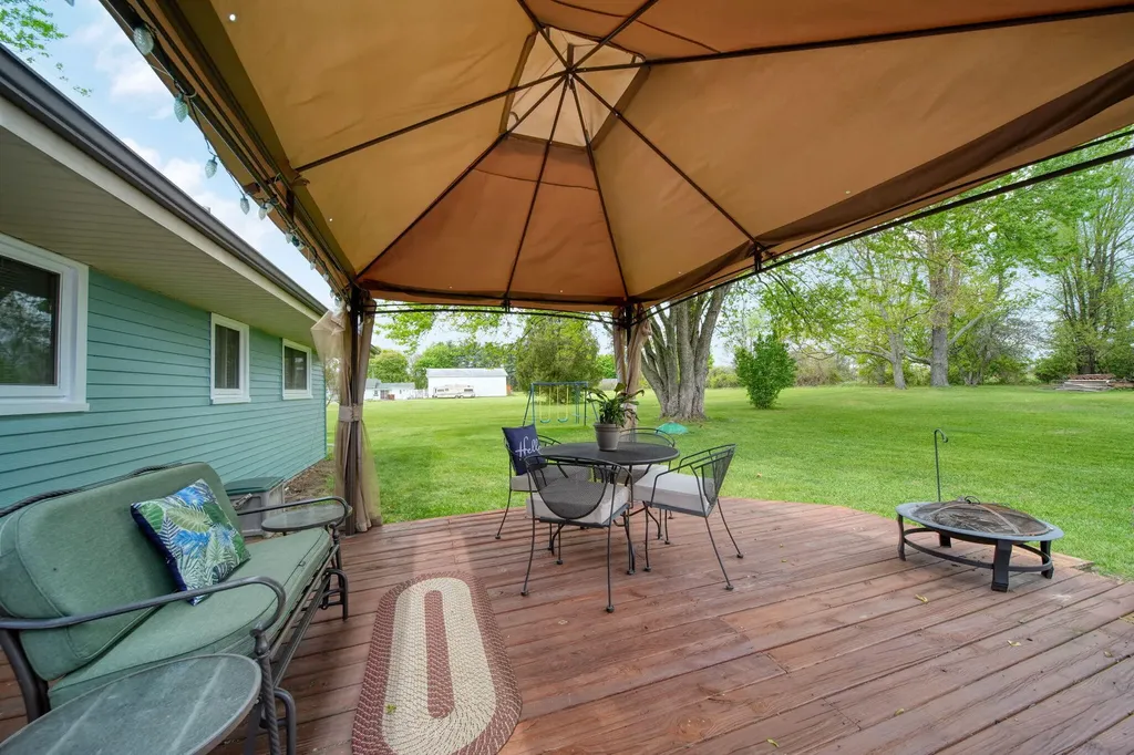 5030 E Berry Road Henrietta Township MI 49272