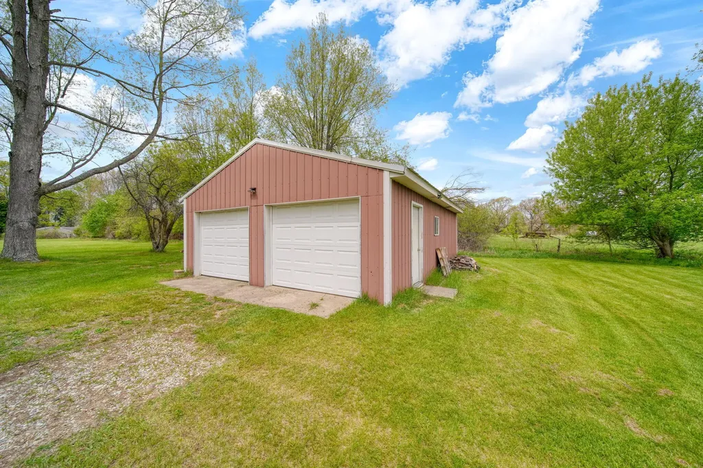 5030 E Berry Road Henrietta Township MI 49272