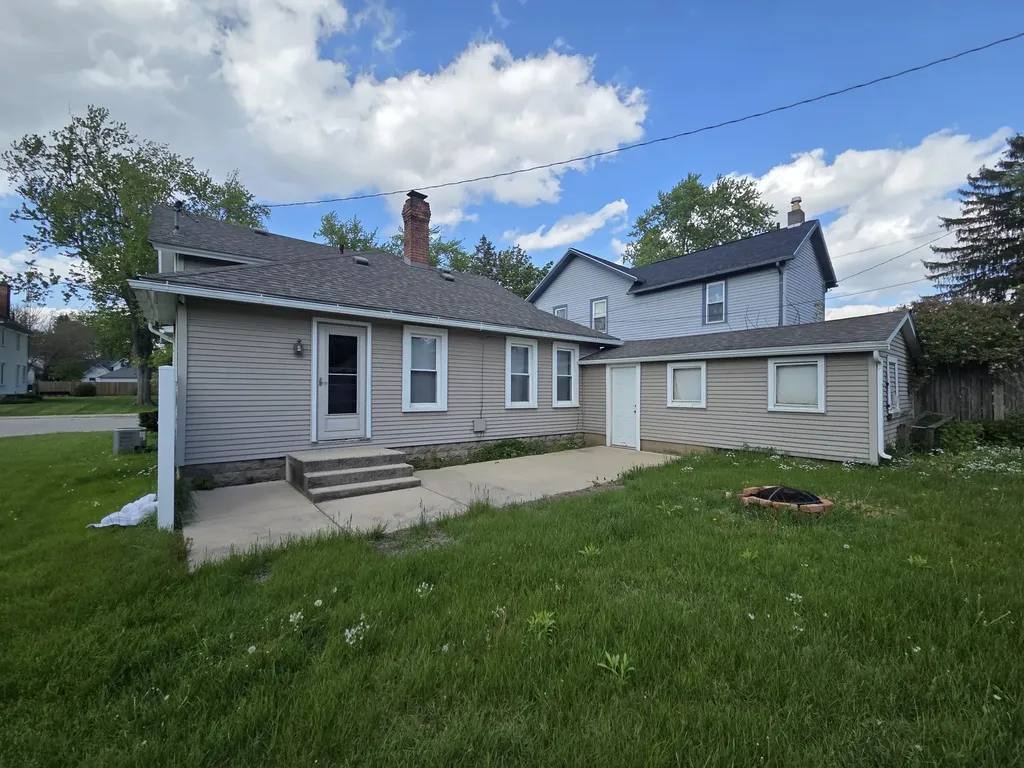 215 Brown Street Clinton Township MI 49236