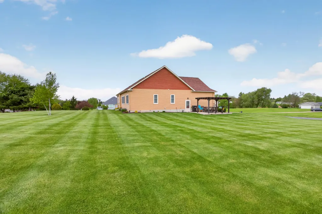 10037 Whitetail Lane Napoleon Township MI 49201