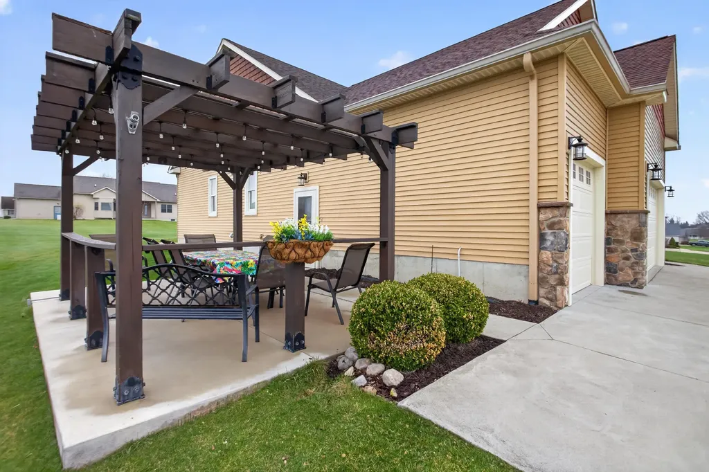 10037 Whitetail Lane Napoleon Township MI 49201