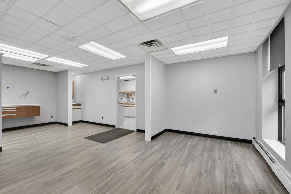 306 W Washington Avenue Jackson City MI 49201