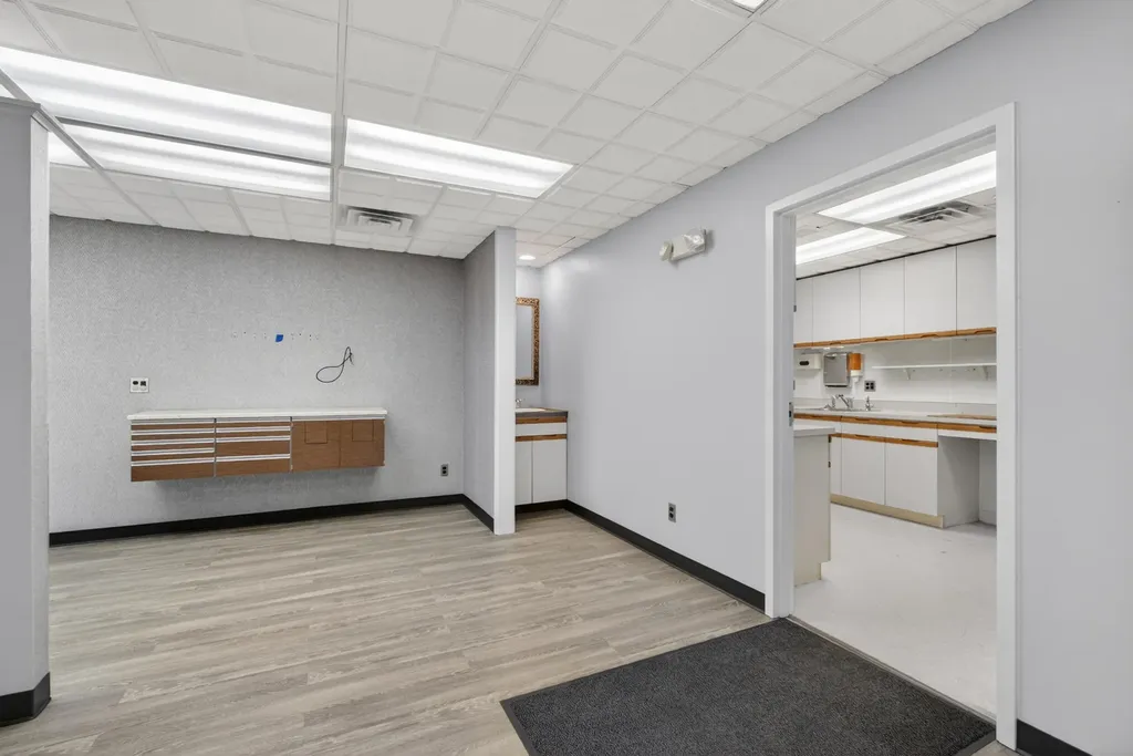 306 W Washington Avenue Jackson City MI 49201