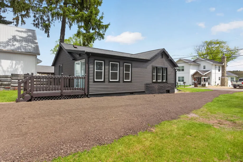 4078 Donnely Road Leoni Township MI 49201