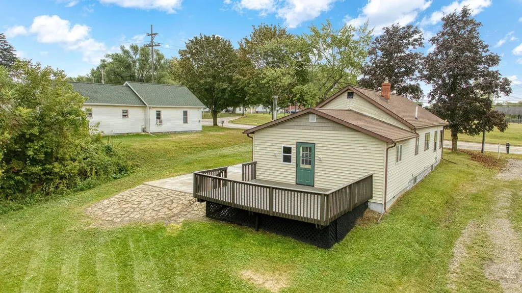 2718 Page Avenue Summit Township MI 49203
