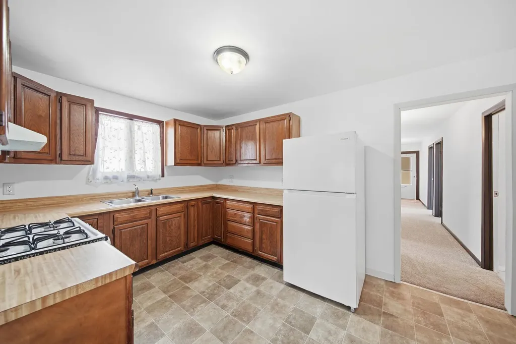 2718 Page Avenue Summit Township MI 49203