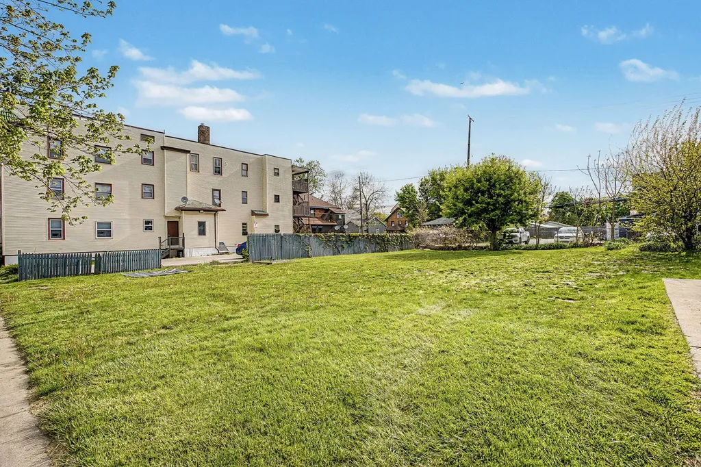 334 W Wesley Street Jackson City MI 49201
