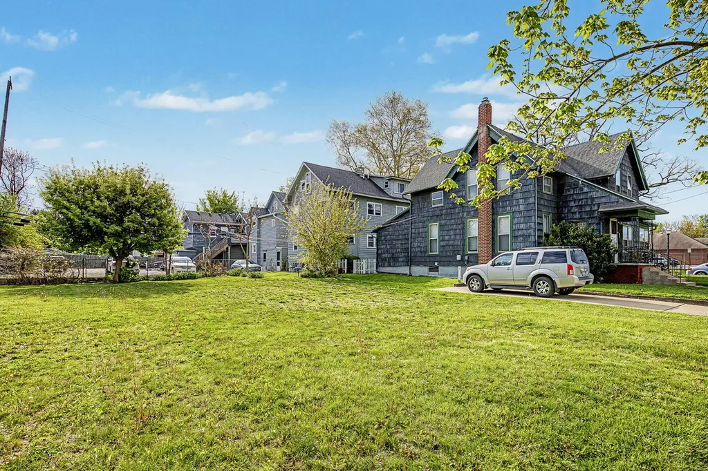 334 W Wesley Street Jackson City MI 49201
