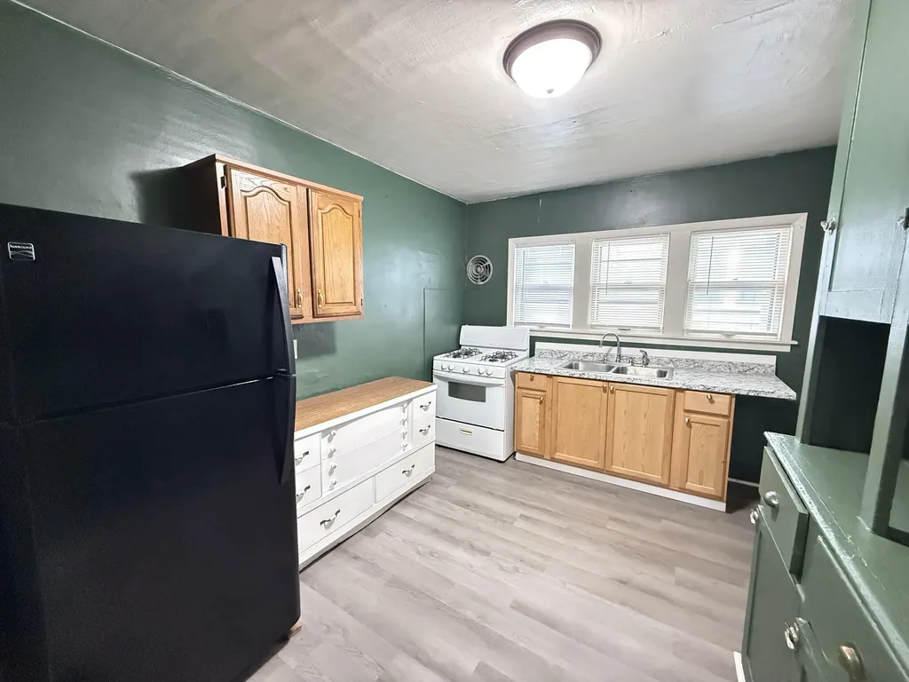 334 W Wesley Street Jackson City MI 49201
