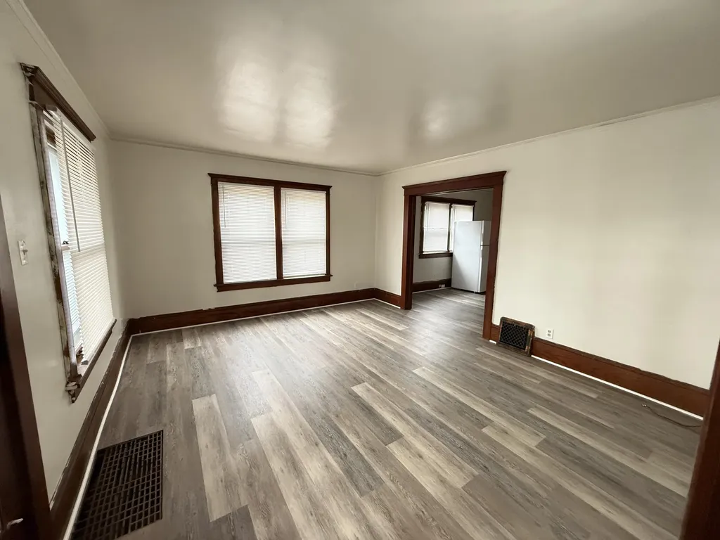 334 W Wesley Street Jackson City MI 49201