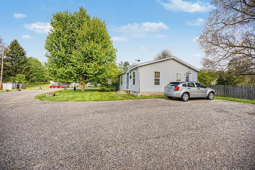 213 Reading Avenue Jonesville City MI 49250