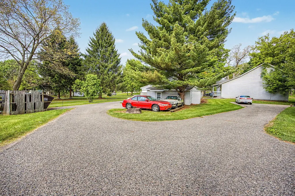 213 Reading Avenue Jonesville City MI 49250