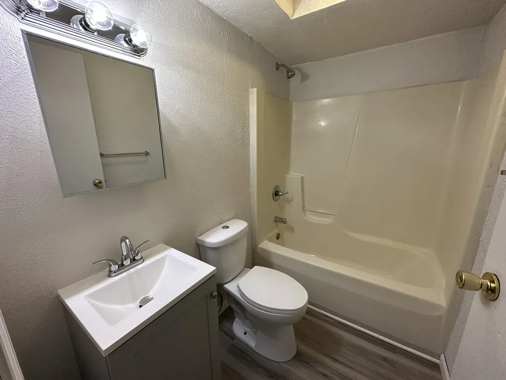 213 Reading Avenue Jonesville City MI 49250