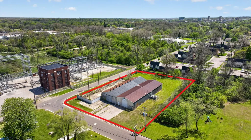 301 Hillsdale Street Blackman Charter Township MI 49202