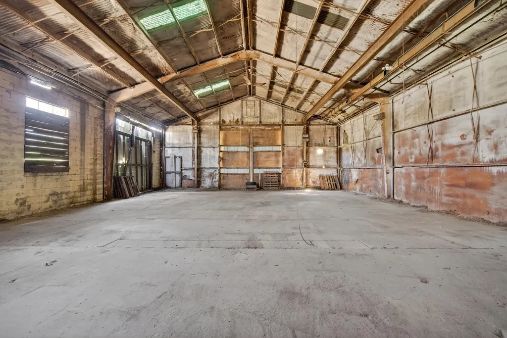 301 Hillsdale Street Blackman Charter Township MI 49202