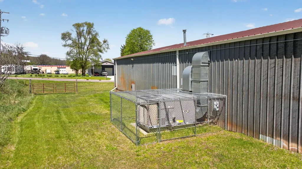 301 Hillsdale Street Blackman Charter Township MI 49202