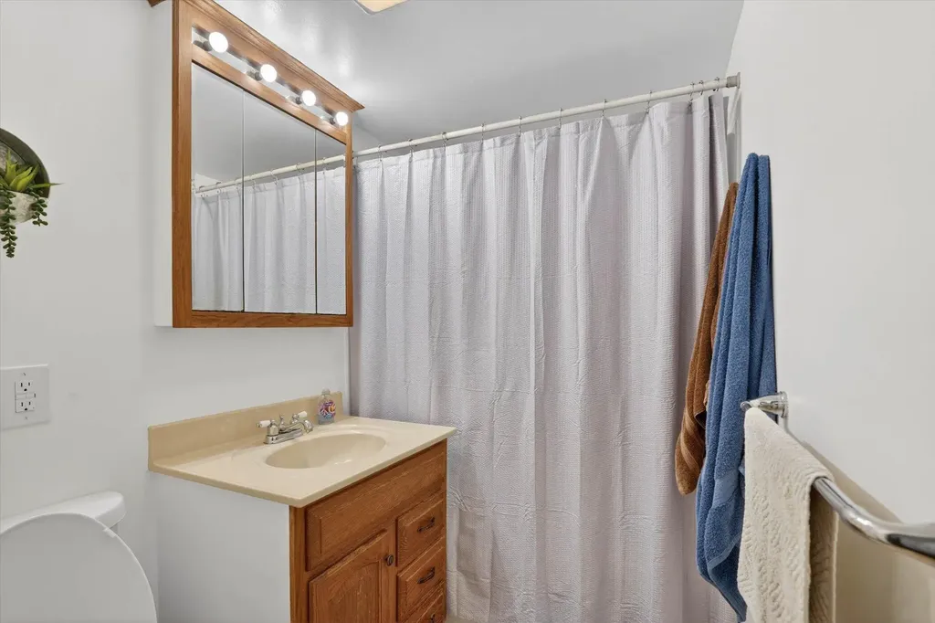 2750 Hamstead Way Summit Township MI 49201