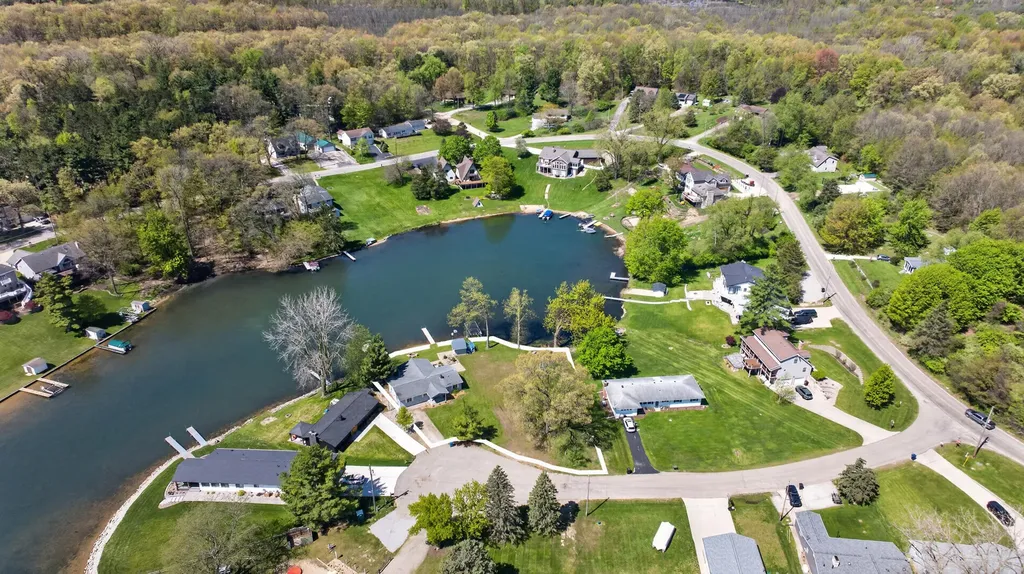 11640 Cedar Court Somerset Township MI 49249