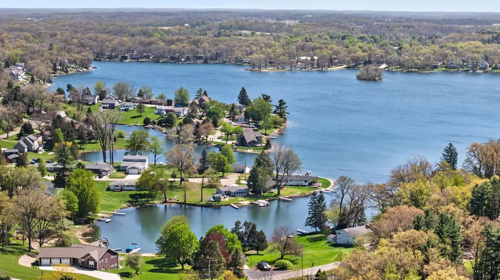 11640 Cedar Court Somerset Township MI 49249