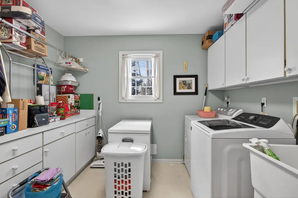 2205 Lake Wood Drive Summit Township MI 49203