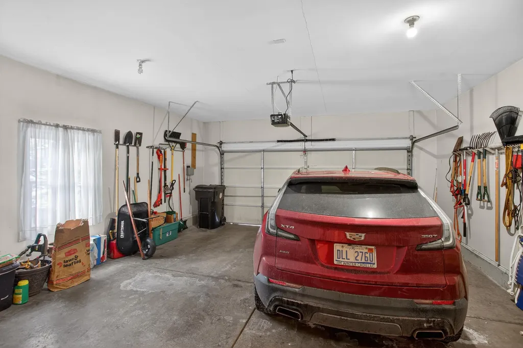2205 Lake Wood Drive Summit Township MI 49203