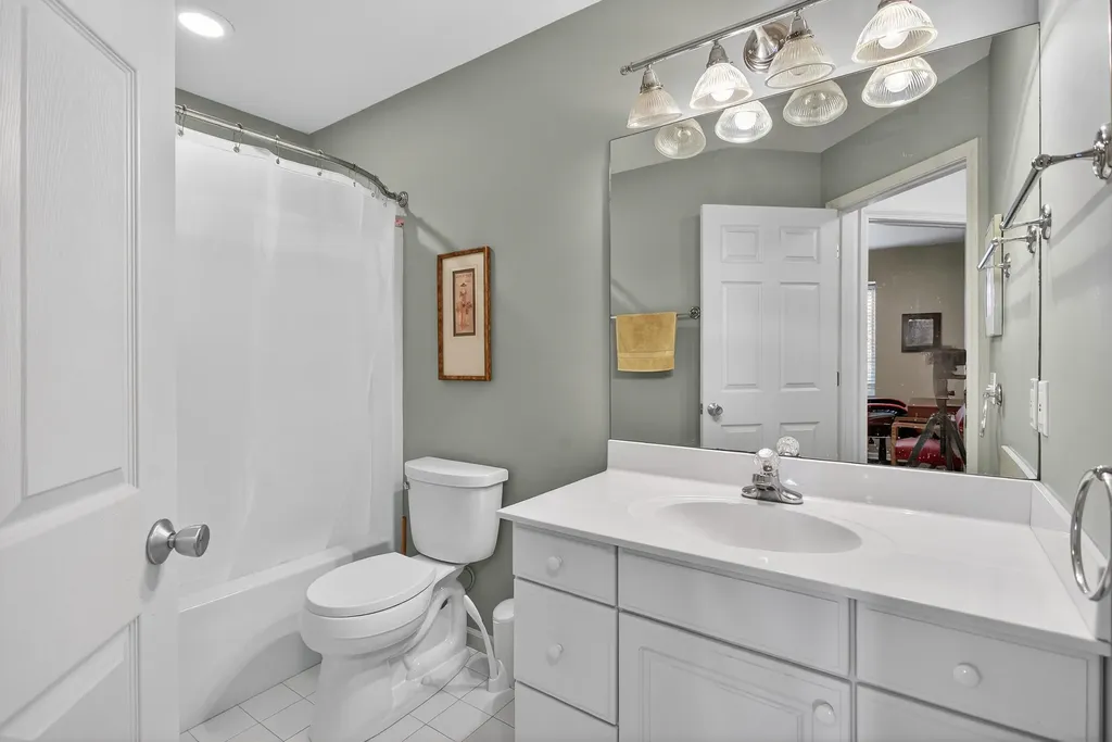 2205 Lake Wood Drive Summit Township MI 49203