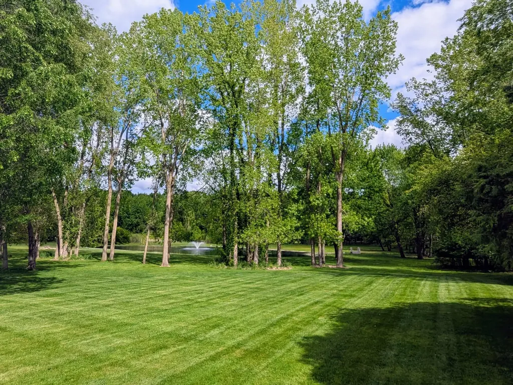 2205 Lake Wood Drive Summit Township MI 49203