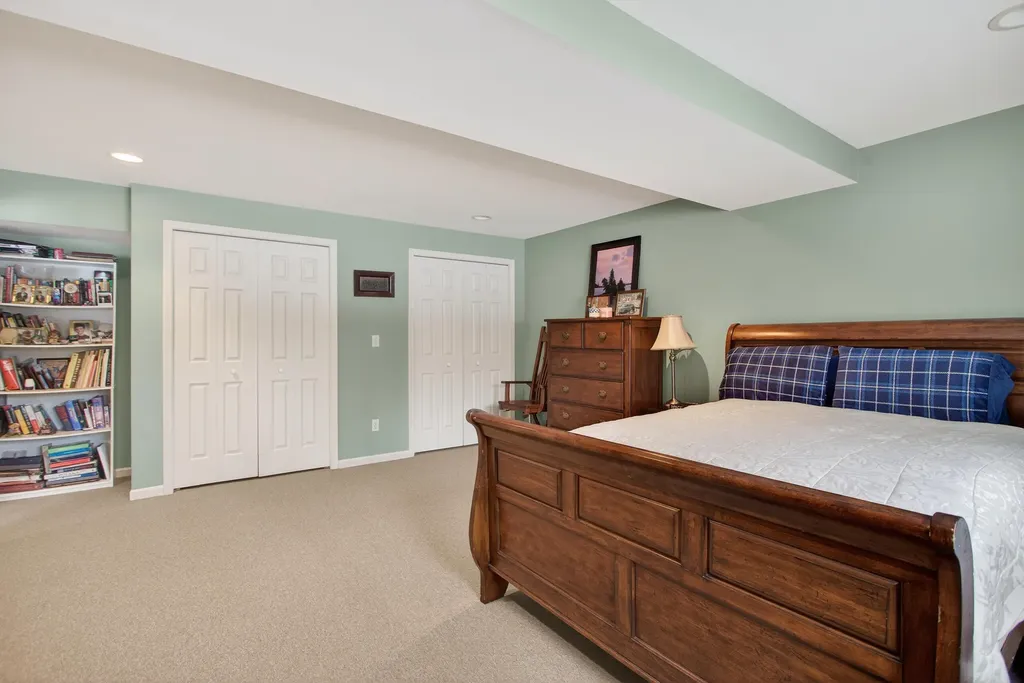 2205 Lake Wood Drive Summit Township MI 49203