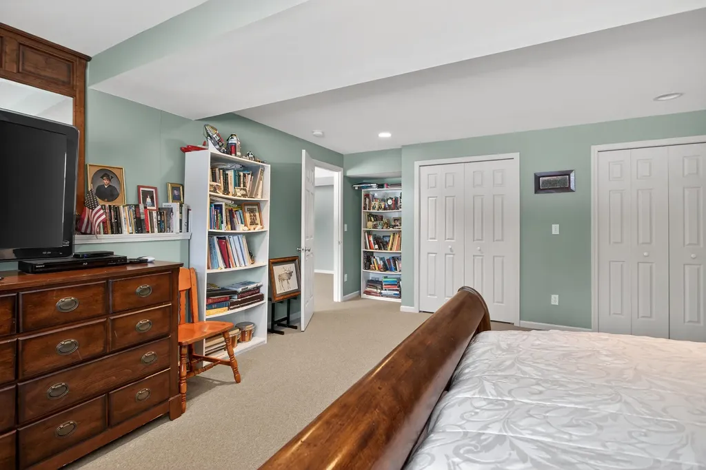 2205 Lake Wood Drive Summit Township MI 49203