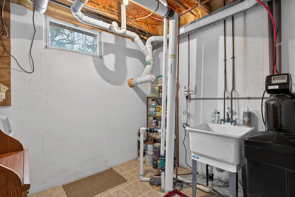 2205 Lake Wood Drive Summit Township MI 49203