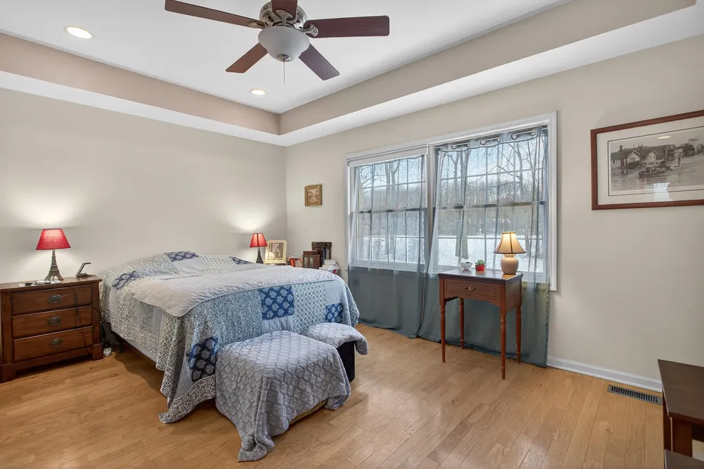 2205 Lake Wood Drive Summit Township MI 49203
